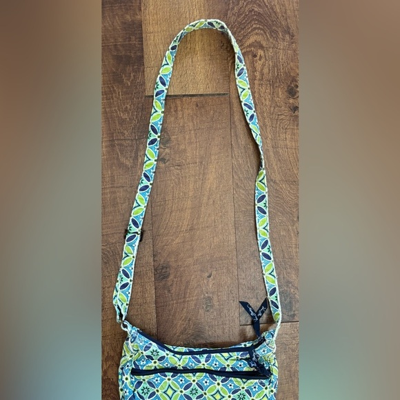 Vera Bradley libby bag in daisy daisy crossbody purse - Picture 5 of 15